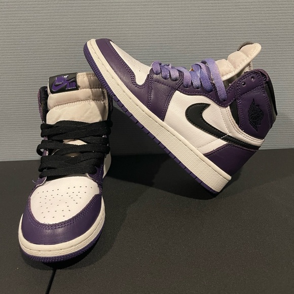 Air Jordan 1 Retro High Court Purple White (GS) - Picture 1 of 12